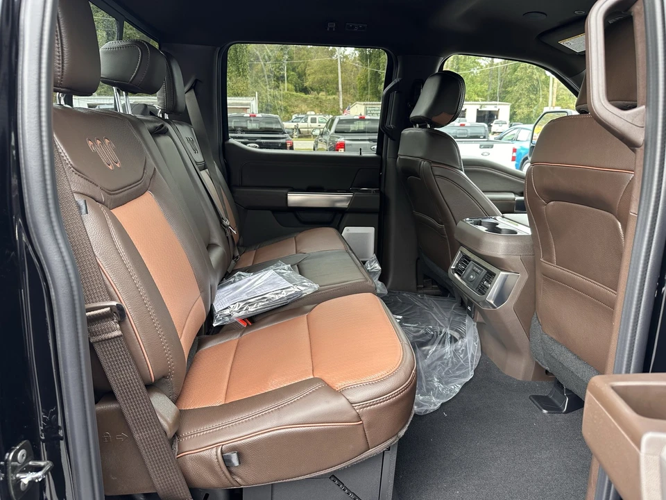 2026 Ford Super Duty 5th Gen - Image 19 of 21