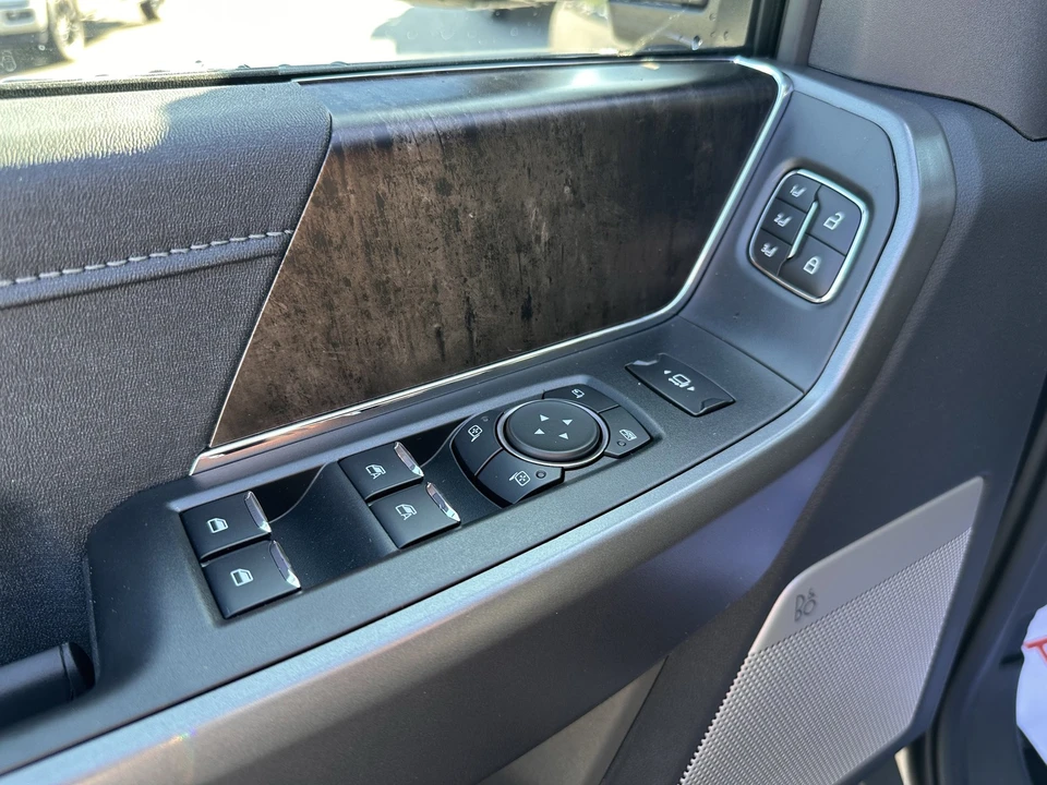 2026 Ford Super Duty 5th Gen - Image 18 of 21