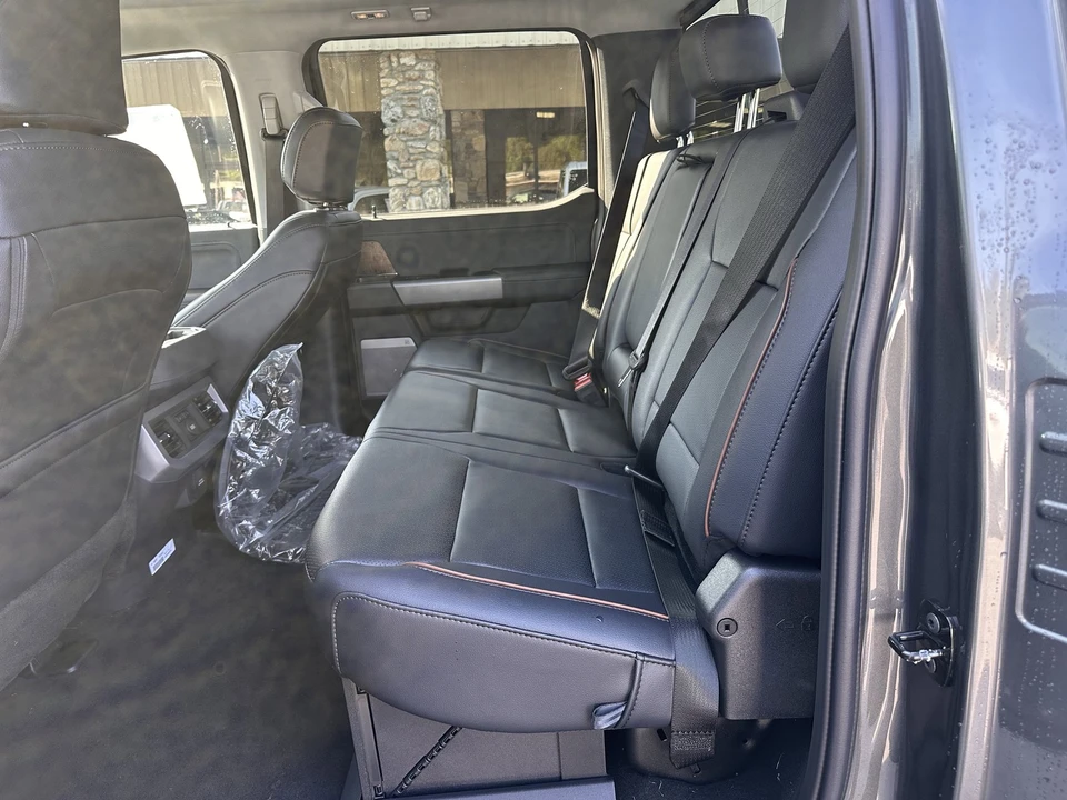 2026 Ford Super Duty 5th Gen - Image 13 of 21