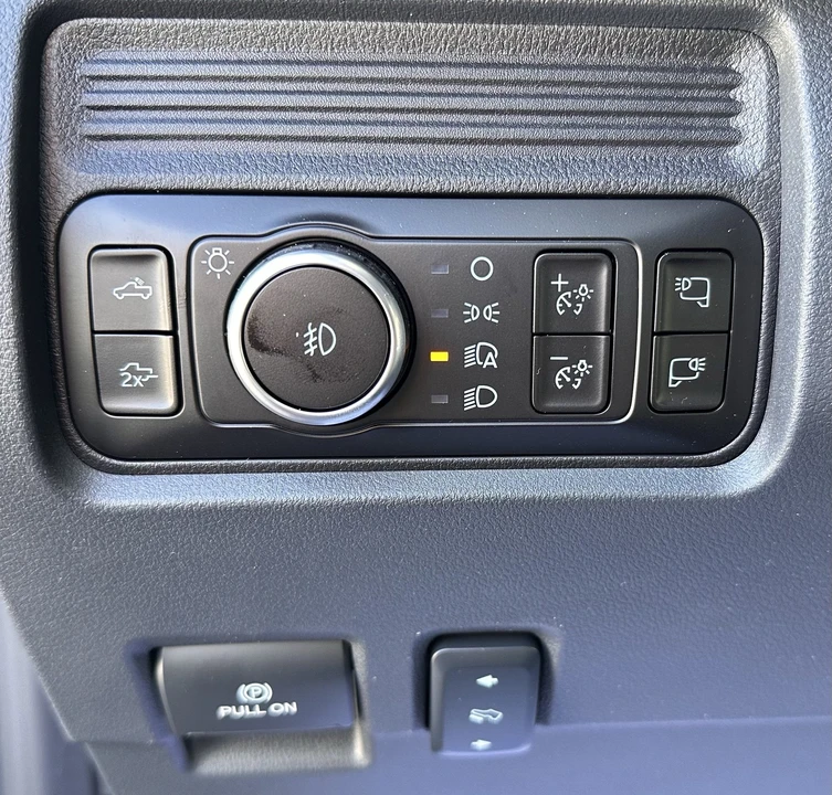 2026 Ford Super Duty 5th Gen - Image 19 of 21
