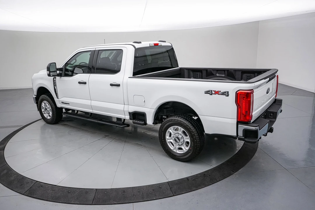 2026 Ford Super Duty 5th Gen - Image 9 of 21