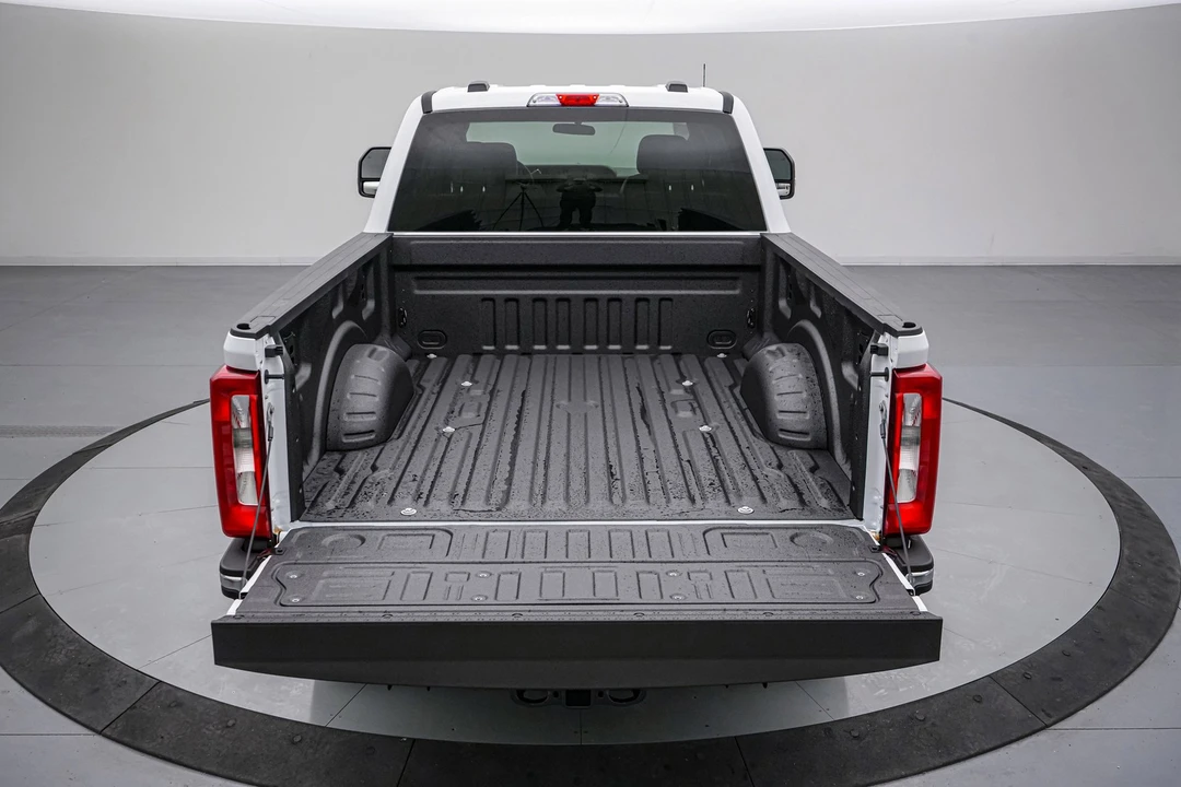 2026 Ford Super Duty 5th Gen - Image 8 of 21