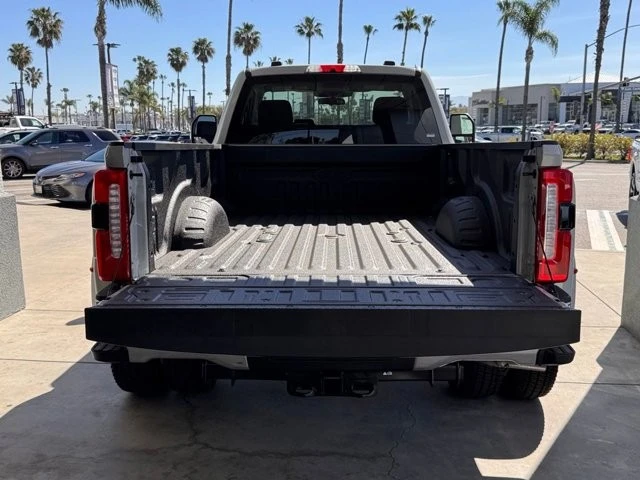 2026 Ford Super Duty 5th Gen - Image 13 of 21