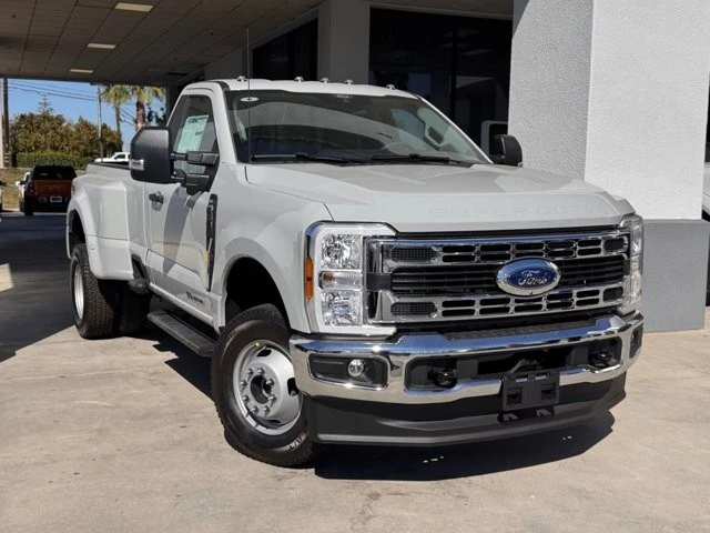 2026 Ford Super Duty 5th Gen - Image 2 of 21