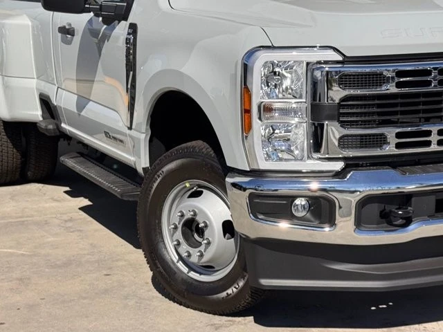 2026 Ford Super Duty 5th Gen - Image 4 of 21