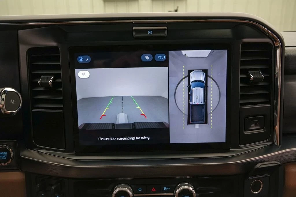 2026 Ford Super Duty 5th Gen - Image 19 of 21