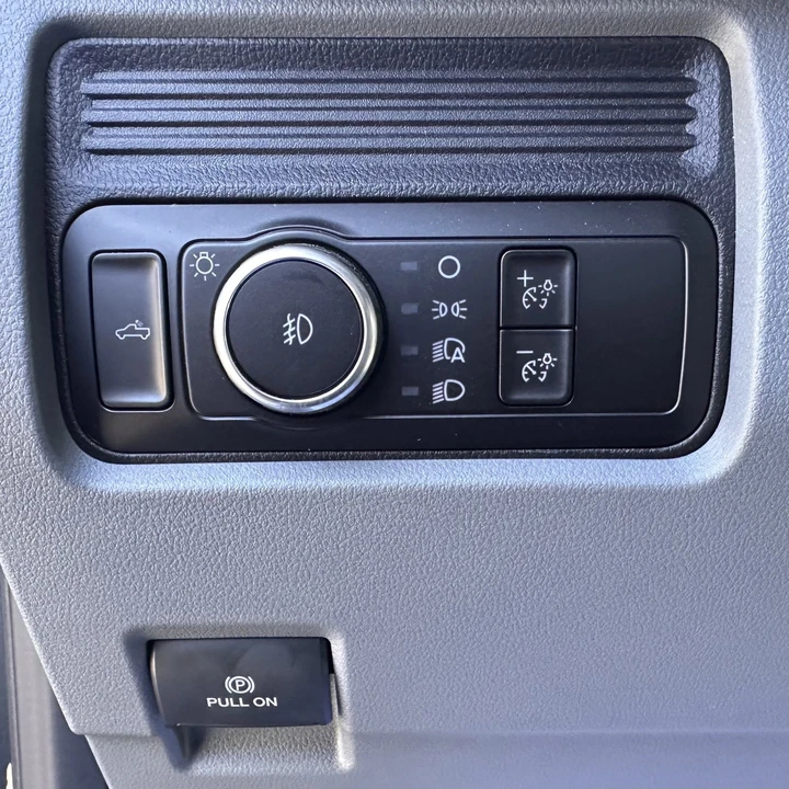 2026 Ford Super Duty 5th Gen - Image 19 of 21