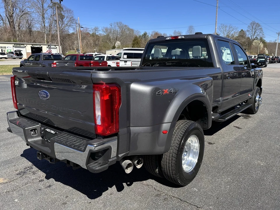 2026 Ford Super Duty 5th Gen - Image 6 of 21