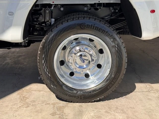 2026 Ford Super Duty 5th Gen - Image 14 of 21