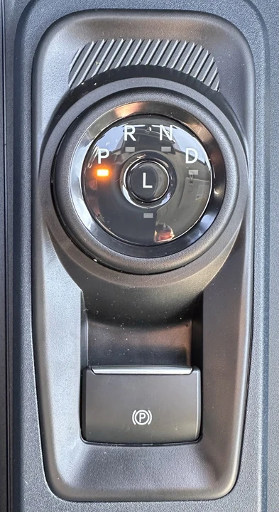 2026 Ford Maverick - Image 28 of 31