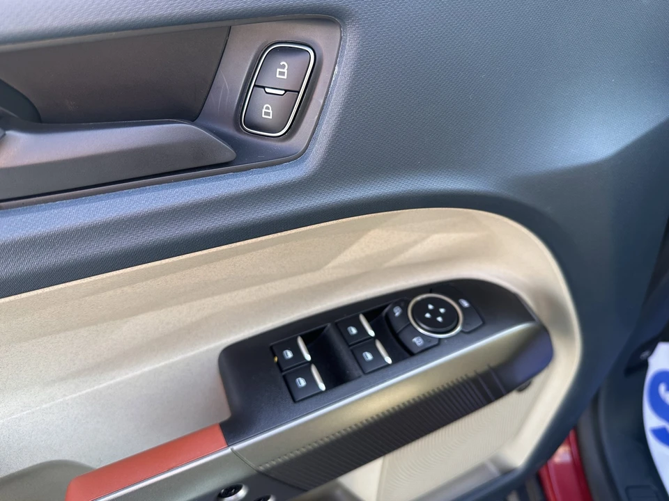 2026 Ford Maverick - Image 18 of 31