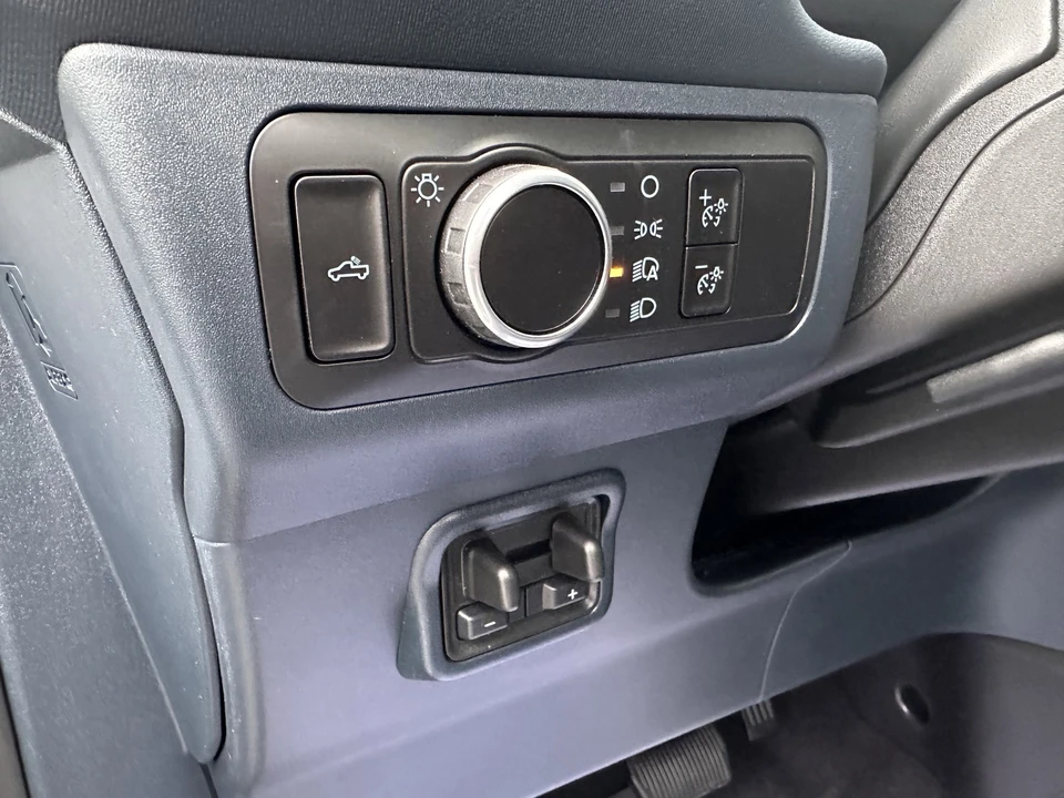 2026 Ford Maverick - Image 19 of 21