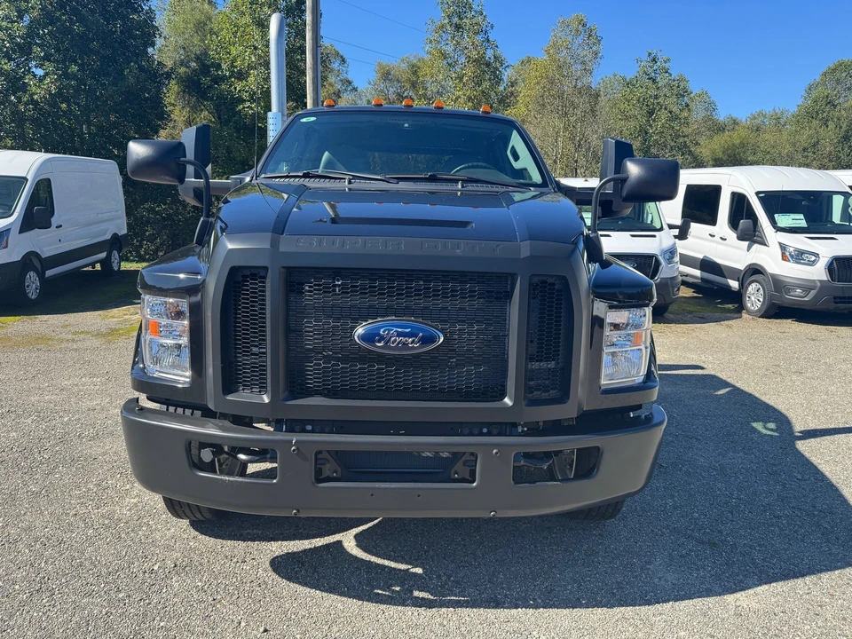 2026 Ford Super Duty 5th Gen - Image 2 of 12