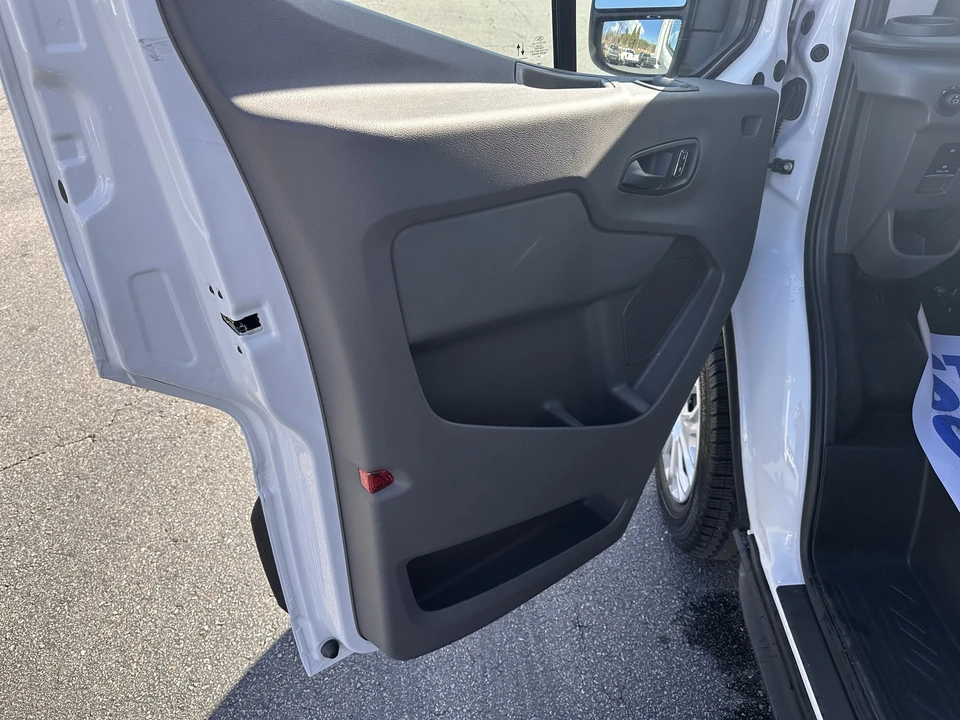 2026 Ford Transit - Image 9 of 21
