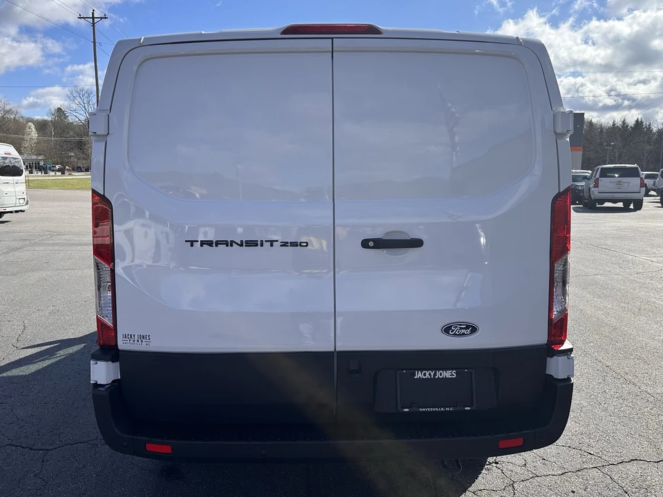 2026 Ford Transit - Image 7 of 25