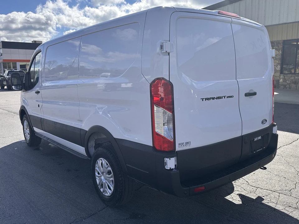 2026 Ford Transit - Image 8 of 25