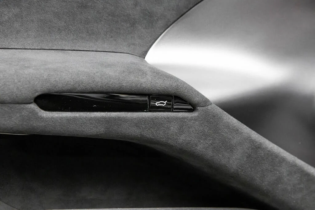 2026 Ferrari 12Cilindri - Image 15 of 31