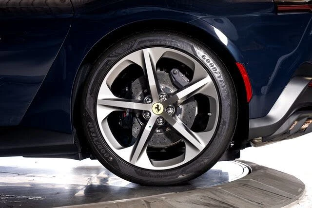 2026 Ferrari 12Cilindri - Image 20 of 31