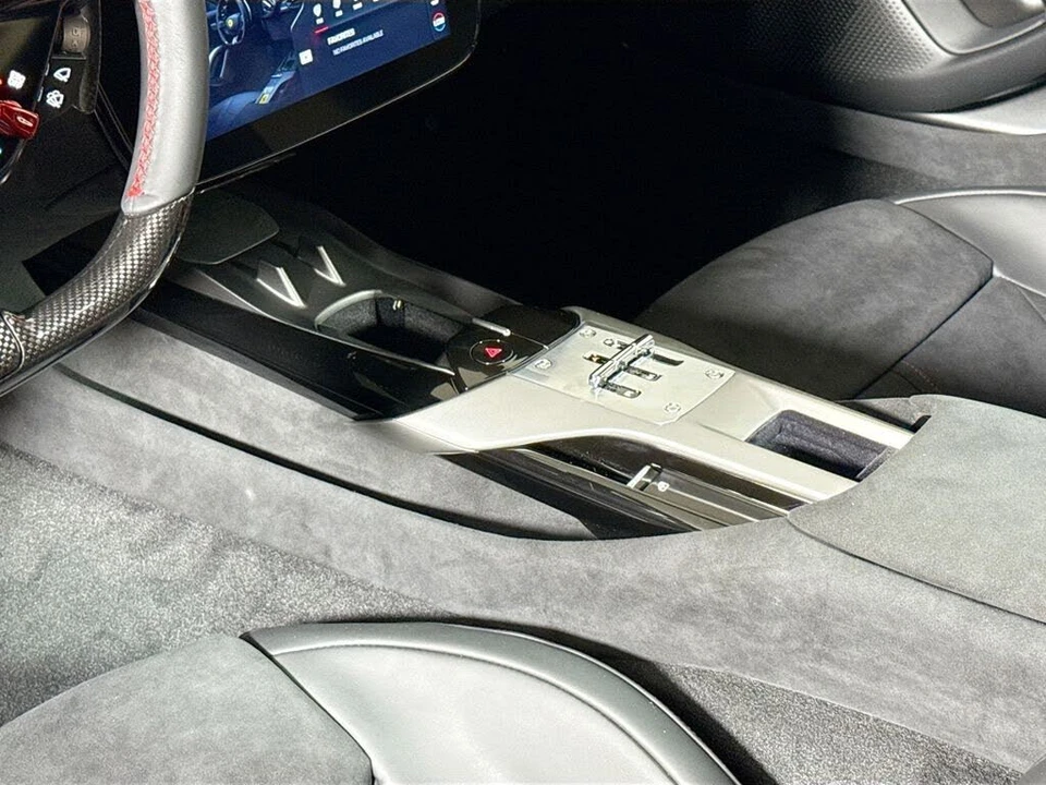 2026 Ferrari 12Cilindri - Image 16 of 31