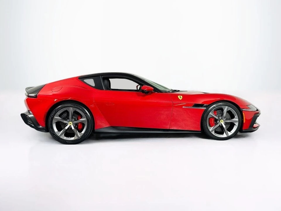 2026 Ferrari 12Cilindri - Image 10 of 31