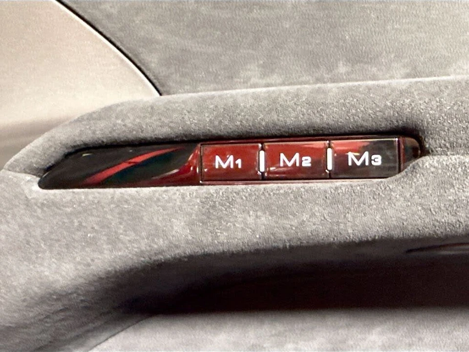 2026 Ferrari 12Cilindri - Image 22 of 31