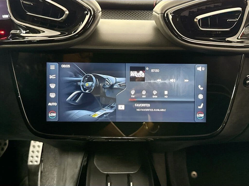 2026 Ferrari 12Cilindri - Image 15 of 31