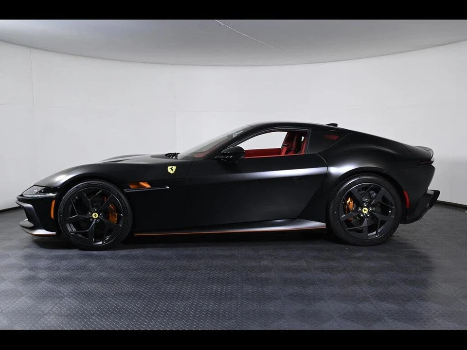 2026 Ferrari 12Cilindri - Image 7 of 26