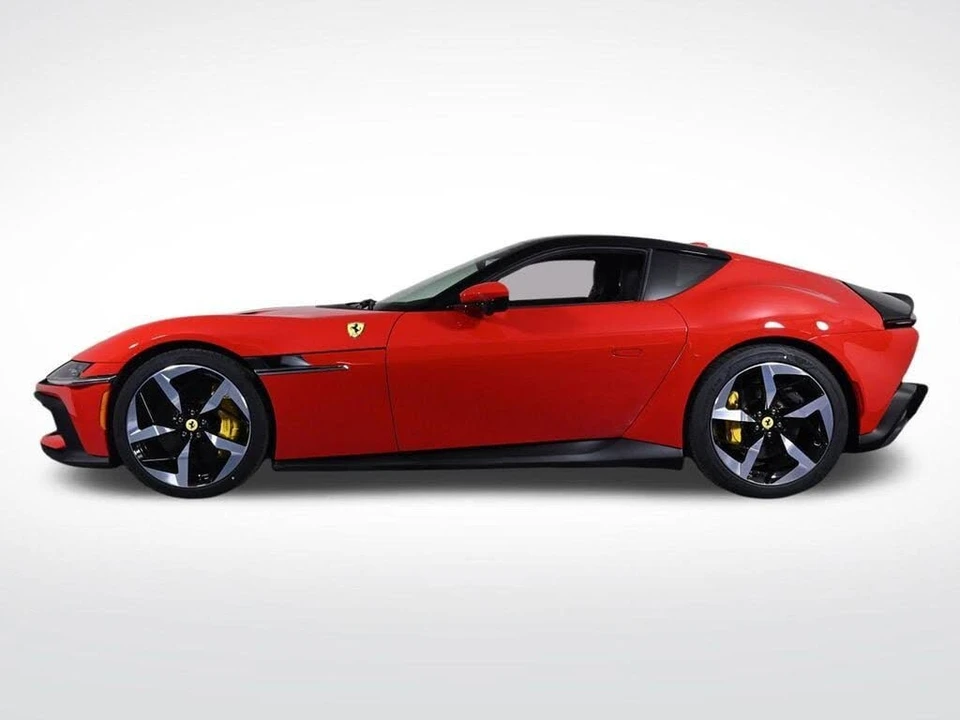 2026 Ferrari 12Cilindri - Image 7 of 31