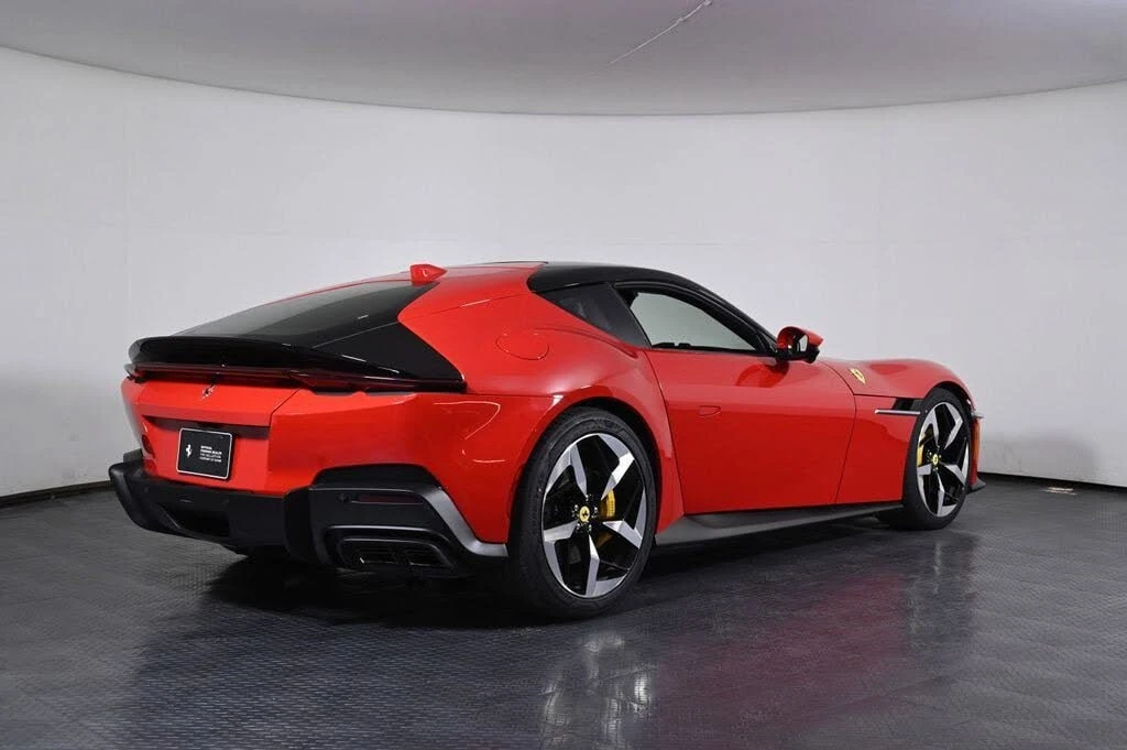 2026 Ferrari 12Cilindri - Image 9 of 31