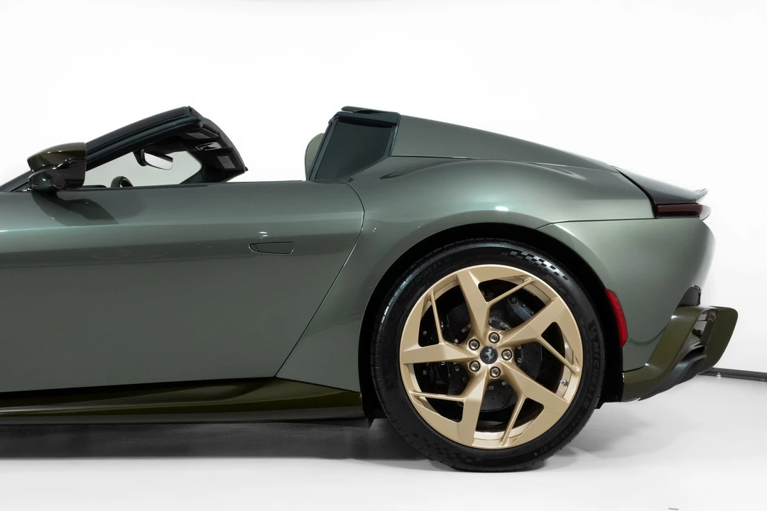 2026 Ferrari 12Cilindri Spider - Image 16 of 31