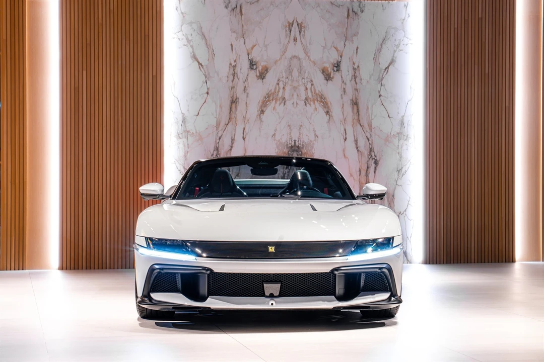 2026 Ferrari 12Cilindri Spider - Image 3 of 30