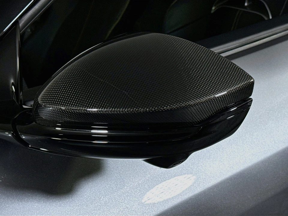 2026 Ferrari 12Cilindri - Image 24 of 30