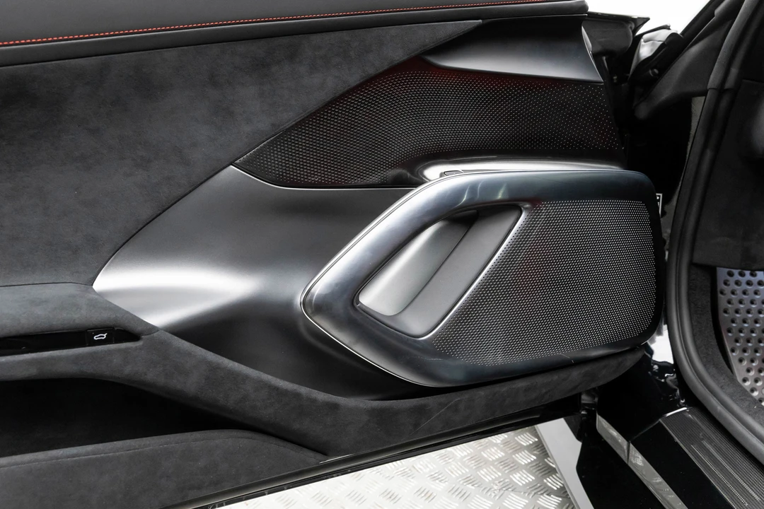 2026 Ferrari 12Cilindri - Image 14 of 31