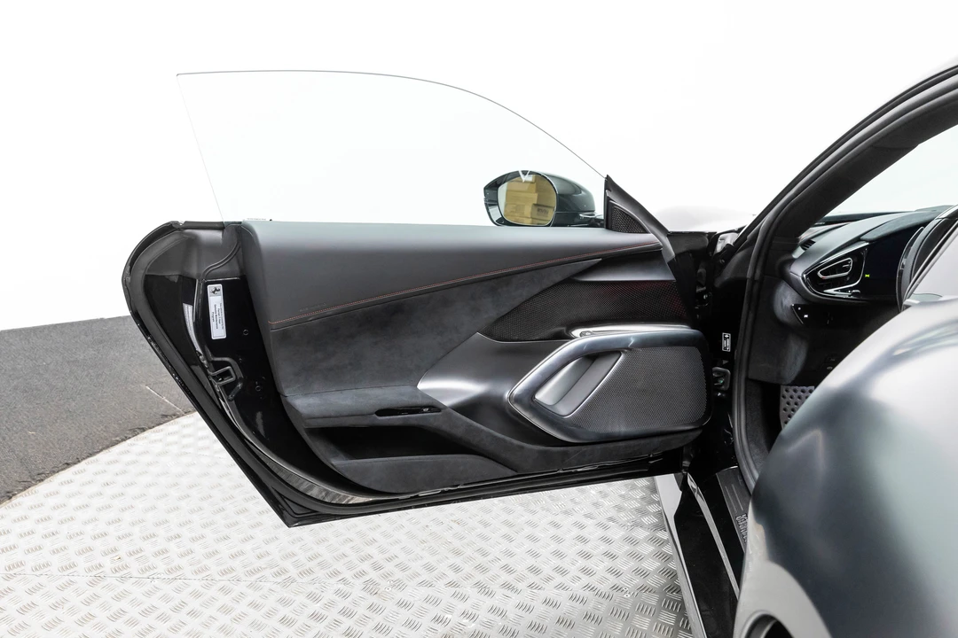 2026 Ferrari 12Cilindri - Image 12 of 31
