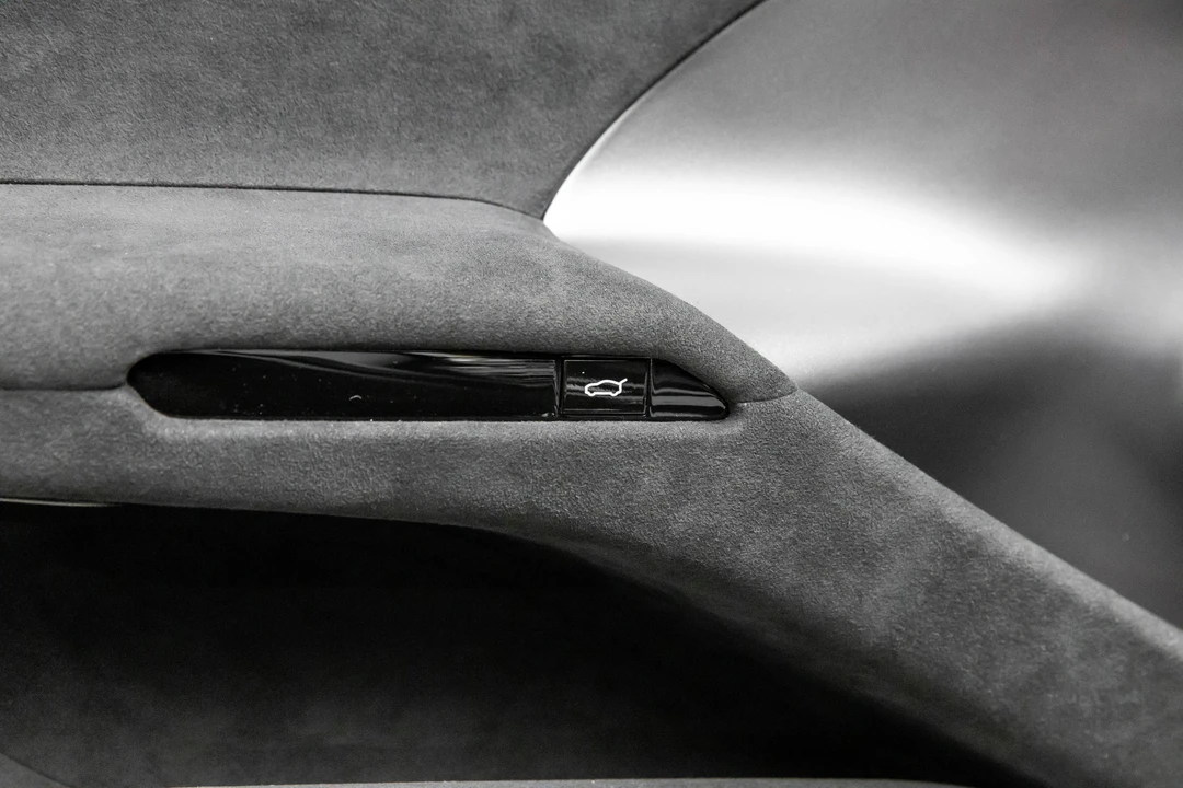 2026 Ferrari 12Cilindri - Image 15 of 31