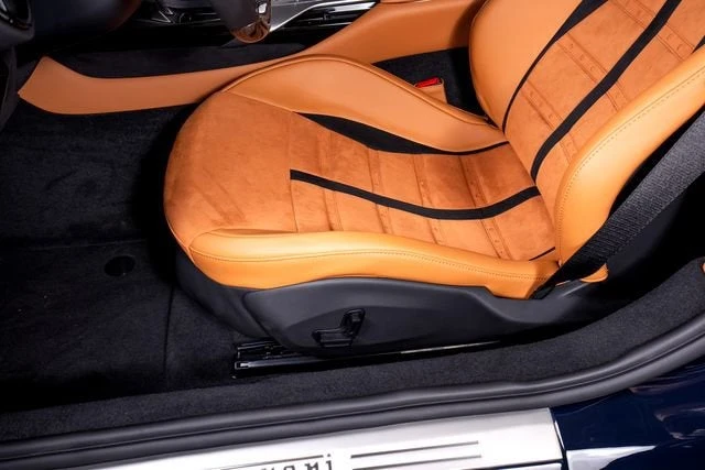 2026 Ferrari 12Cilindri - Image 24 of 31