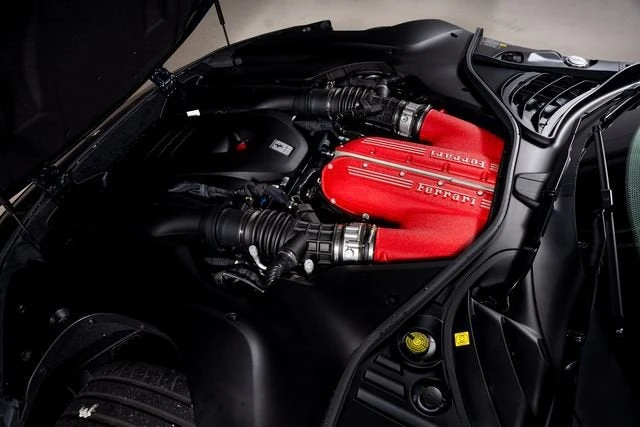2026 Ferrari 12Cilindri - Image 17 of 31