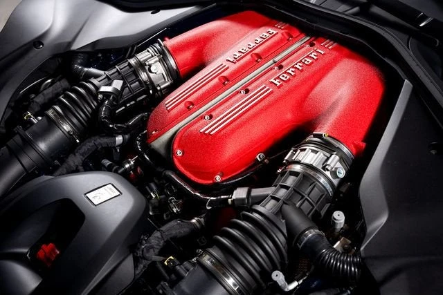 2026 Ferrari 12Cilindri - Image 15 of 31
