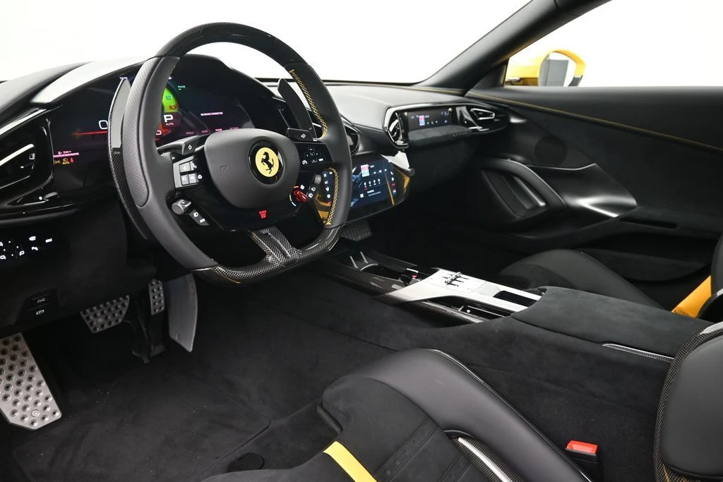2026 Ferrari 12Cilindri - Image 4 of 31