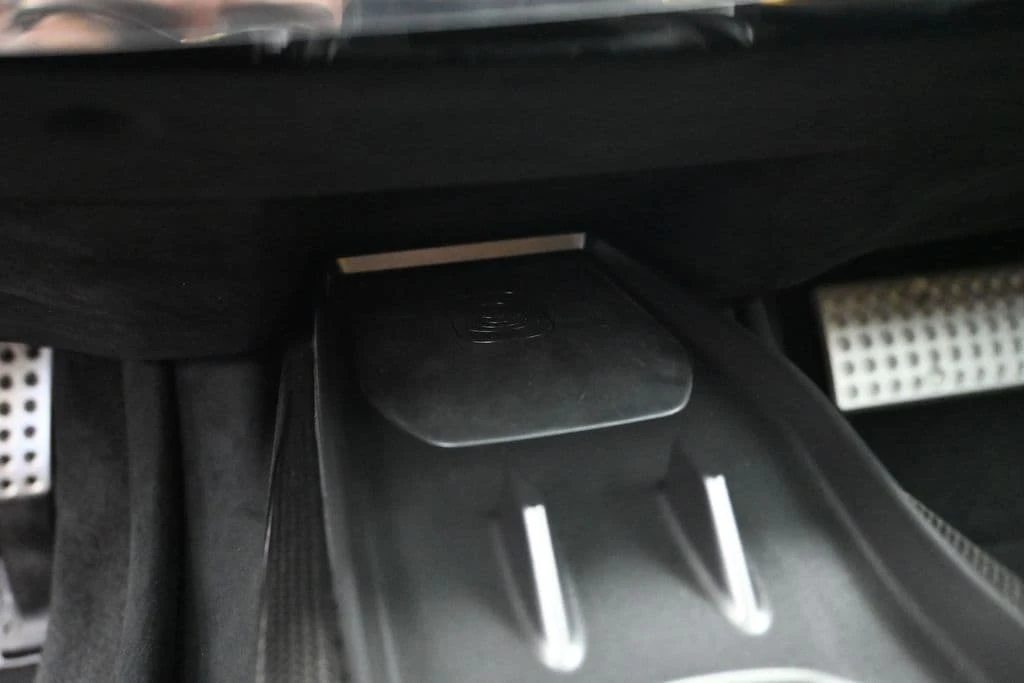2026 Ferrari 12Cilindri - Image 17 of 31