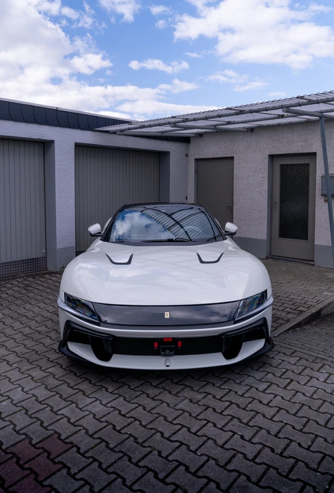2025 Ferrari 12Cilindri - Image 8 of 31