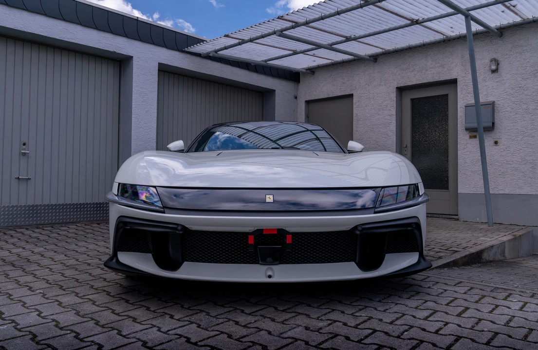 2025 Ferrari 12Cilindri - Image 7 of 31