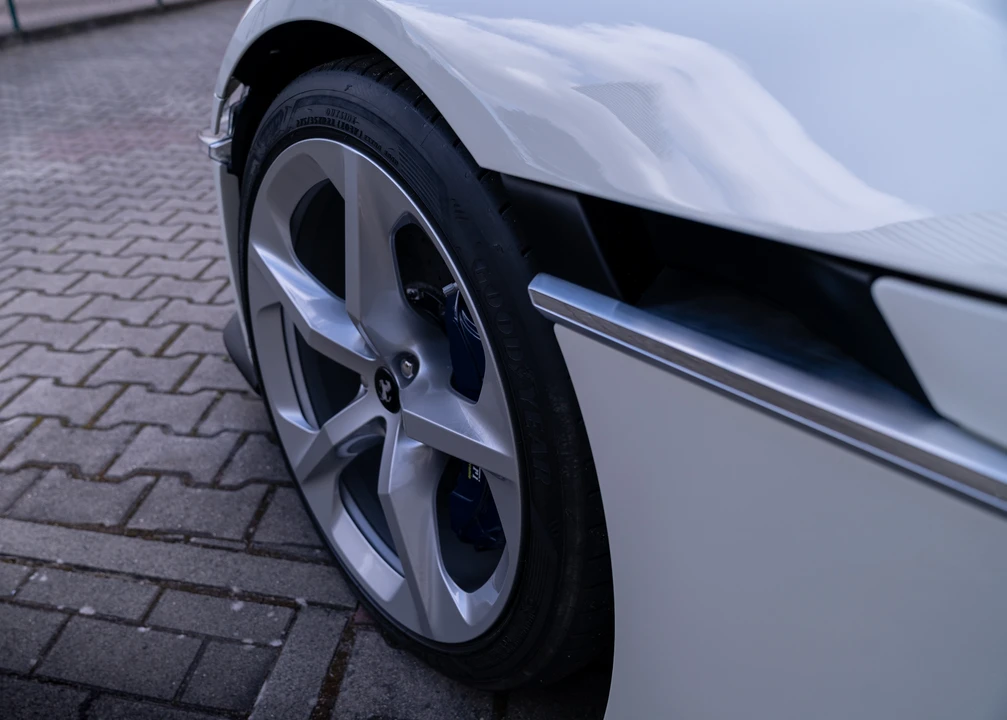 2025 Ferrari 12Cilindri - Image 19 of 31