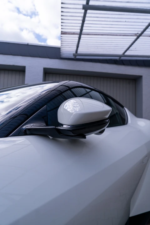 2025 Ferrari 12Cilindri - Image 22 of 31