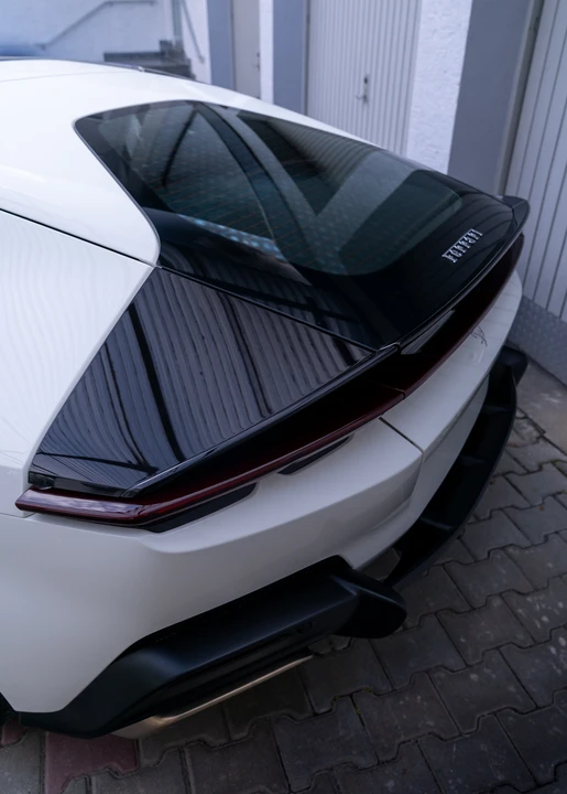2025 Ferrari 12Cilindri - Image 25 of 31