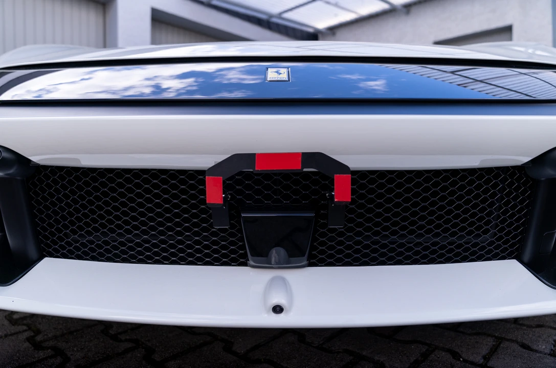 2025 Ferrari 12Cilindri - Image 28 of 31