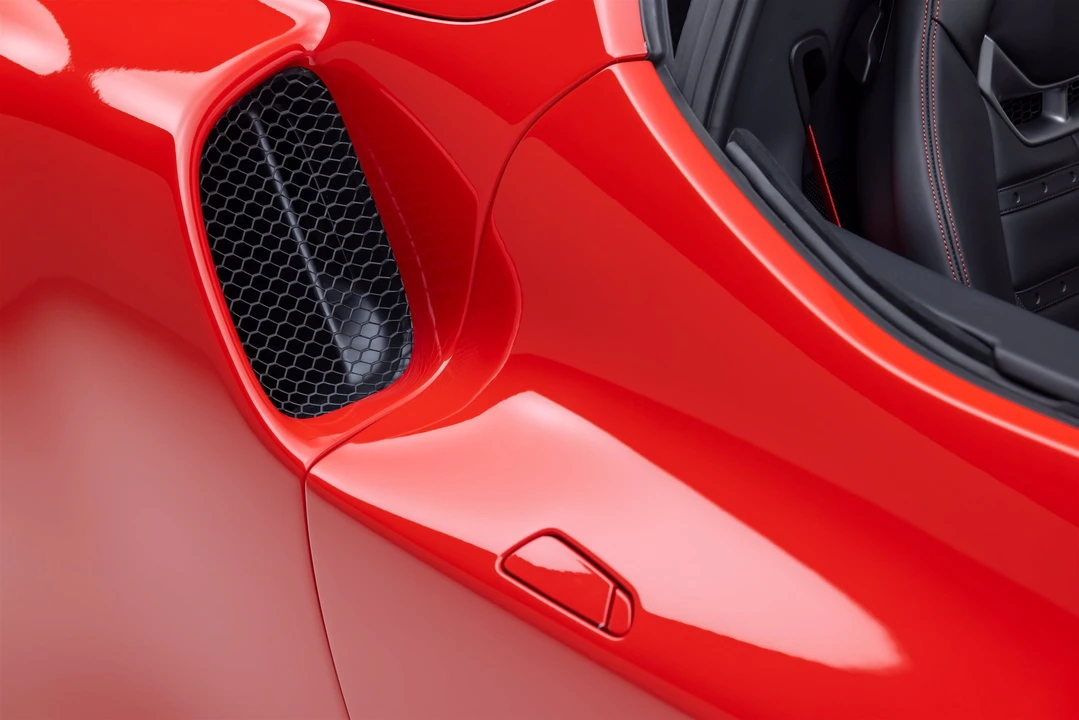 2026 Ferrari 296 GTS - Image 16 of 31