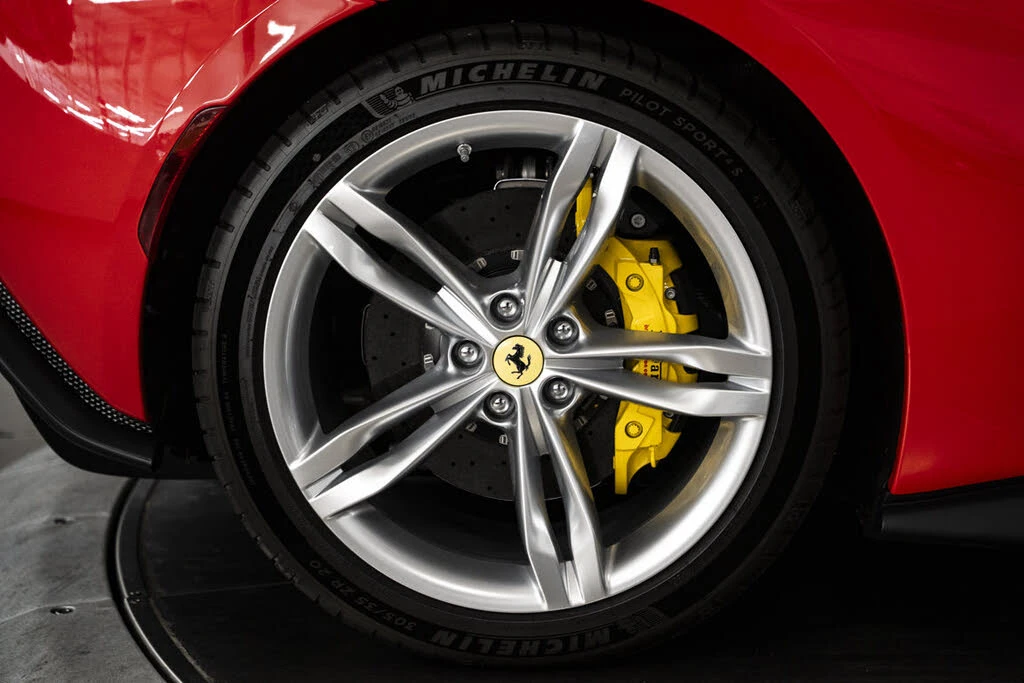 2026 Ferrari 296 GTS - Image 19 of 31