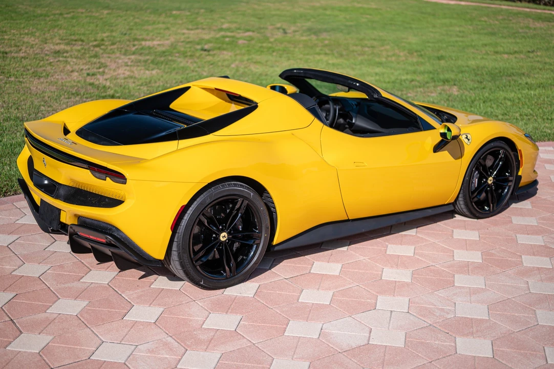 2026 Ferrari 296 GTS - Image 14 of 31