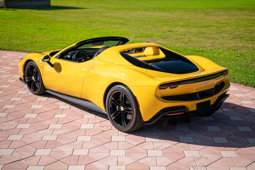 2026 Ferrari 296 GTS - Image 19 of 31